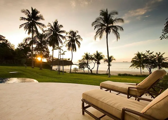 Сasa de vacaciones Elegant Mediterranean-style Mansion With Beachfront Views And Private Infinity Pool Playa Flamingo