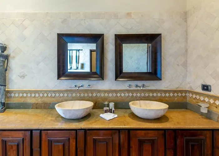 Elegant Mediterranean-style Mansion With Beachfront Views And Private Infinity Pool