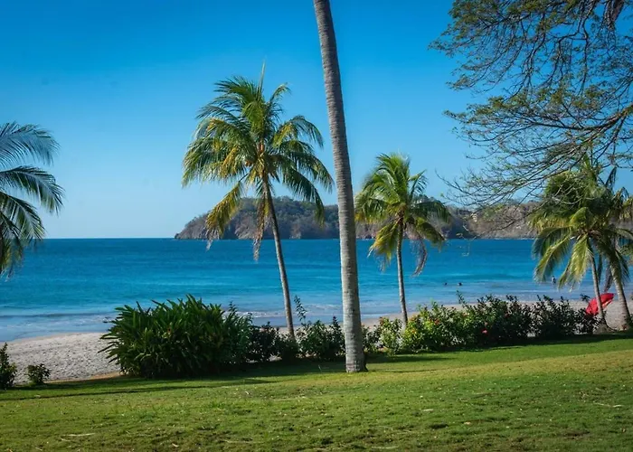 Elegant Mediterranean-style Mansion With Beachfront Views And Private Infinity Pool Playa Flamingo